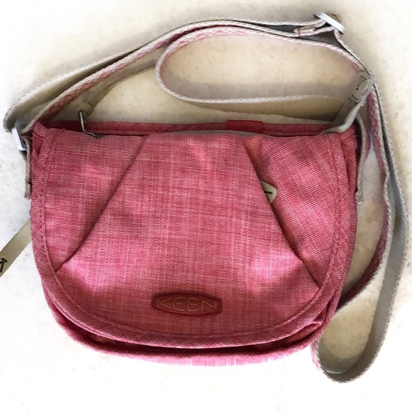 Keen Handbags - Keen Crossbody Adjustable Strap Bag
